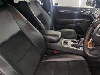 JEEP GRAND CHEROKEE 3l 5dr Auto 247 BHP