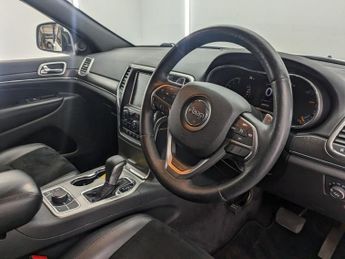 JEEP GRAND CHEROKEE 3l 5dr Auto 247 BHP