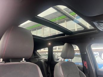 FORD KUGA 2.0 TDCi ST-Line X SUV 5dr Diesel Powershift AWD Euro 6 (s/s) (1