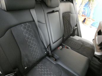 KIA SPORTAGE 1.6 T-GDi 13.8kWh GT-Line SUV 5dr Petrol Plug-in Hybrid Auto AWD