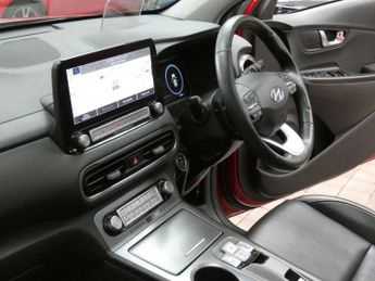 HYUNDAI KONA 64kWh Ultimate SUV 5dr Electric Auto (10.5kW Charger) (204 ps)