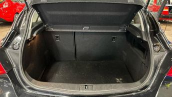 VAUXHALL ASTRA 1.4i Excite Hatchback 5dr Petrol Manual Euro 6 (100 ps)
