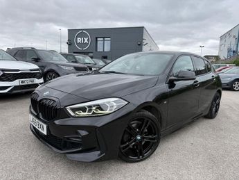 BMW 1 SERIES 1.5 118i M Sport Hatchback 5dr Petrol DCT Euro 6-FINISHED IN BLA
