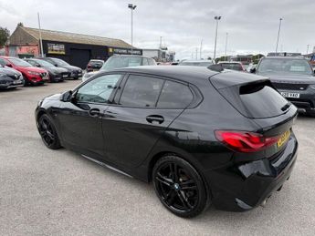 BMW 1 SERIES 1.5 118i M Sport Hatchback 5dr Petrol DCT Euro 6-FINISHED IN BLA