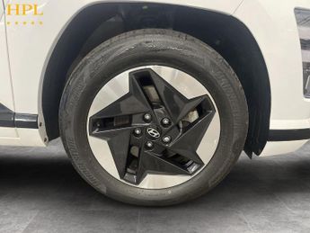 HYUNDAI KONA 65.4kWh Advance SUV 5dr Electric Auto (218 ps)