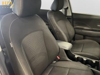 HYUNDAI KONA 65.4kWh Advance SUV 5dr Electric Auto (218 ps)