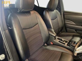 NISSAN LEAF 40kWh N-Connecta Hatchback 5dr Electric Auto (150 ps)