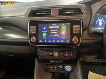 NISSAN LEAF 40kWh N-Connecta Hatchback 5dr Electric Auto (150 ps)