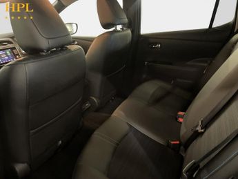 NISSAN LEAF 40kWh N-Connecta Hatchback 5dr Electric Auto (150 ps)