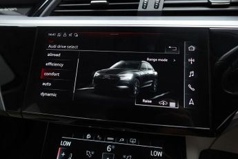 AUDI E-TRON 50 Technik SUV 5dr Electric Auto quattro 71.2kWh (11kW Charger) 