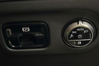 MERCEDES-BENZ EQE EQE 300 89kWh Exclusive Luxury Saloon 4dr Electric Auto (245 ps)
