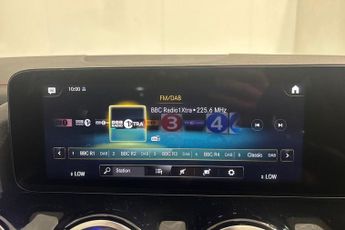 MERCEDES-BENZ EQA EQA 300 66.5kWh AMG Line SUV 5dr Electric Auto 4MATIC (228 ps) S