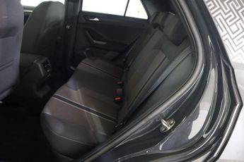 VOLKSWAGEN T-ROC 1.5 TSI EVO Black Edition DSG Euro 6 (s/s) 5dr