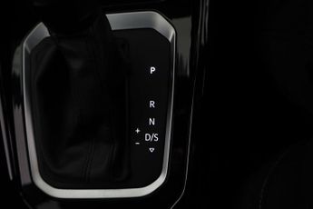 VOLKSWAGEN T-ROC 1.5 TSI EVO Black Edition DSG Euro 6 (s/s) 5dr