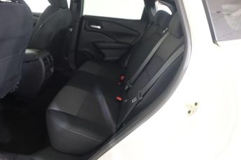 NISSAN QASHQAI 1.3 DIG-T MHEV N-Connecta XTRON Euro 6 (s/s) 5dr