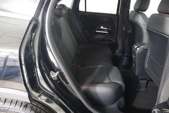MERCEDES-BENZ GLA 1.3 GLA200 AMG Line (Premium) 7G-DCT Euro 6 (s/s) 5dr