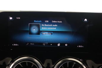 MERCEDES-BENZ GLA 1.3 GLA200 AMG Line (Premium) 7G-DCT Euro 6 (s/s) 5dr