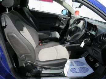 ALFA ROMEO MITO 1.4 TB MultiAir Distinctive Hatchback 3dr Petrol TCT Euro 6 (s/s