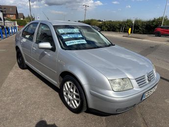 VOLKSWAGEN BORA 1.9 TDI PD Highline Saloon 4dr Diesel Manual (149 g/km, 130 bhp)