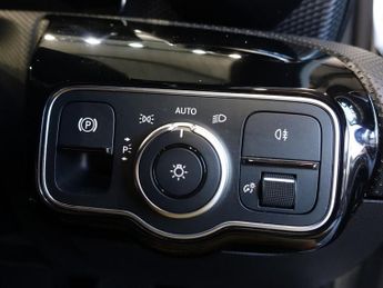 MERCEDES-BENZ A CLASS 1.3 A200 Sport Hatchback 5dr Petrol 7G-DCT Euro 6 (s/s) (163 ps)