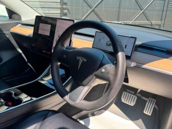 TESLA Model 3 (Dual Motor) Performance Saloon 4dr Electric Auto 4WDE (Performa