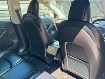 TESLA Model 3 (Dual Motor) Performance Saloon 4dr Electric Auto 4WDE (Performa