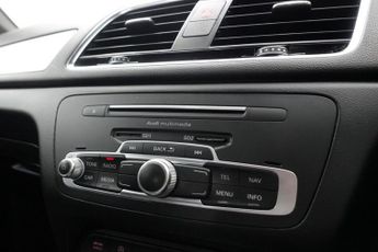 AUDI Q3 1.4 TFSI CoD S line SUV 5dr Petrol S Tronic Euro 6 (s/s) (150 ps