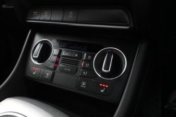 AUDI Q3 1.4 TFSI CoD S line SUV 5dr Petrol S Tronic Euro 6 (s/s) (150 ps