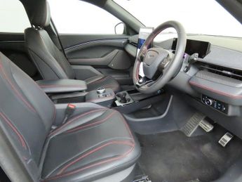 FORD MUSTANG MACH-E Extended Range 91kWh SUV 5dr Electric Automatic AWD (351 ps) 360