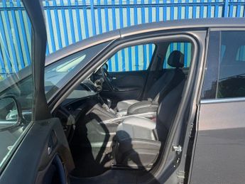 VAUXHALL ZAFIRA TOURER 2.0 CDTi Elite MPV 5dr Diesel Auto Euro 5 (165 ps)