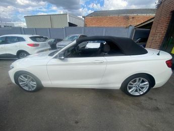 BMW 2 SERIES 1.5 218i Sport Convertible 2dr Petrol Auto Euro 6 (s/s) (136 ps)