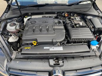 VOLKSWAGEN GOLF 1.6 TDI SE Nav Hatchback 5dr Diesel DSG Euro 6 (s/s) (115 ps)
