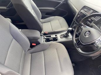VOLKSWAGEN GOLF 1.6 TDI SE Nav Hatchback 5dr Diesel DSG Euro 6 (s/s) (115 ps)