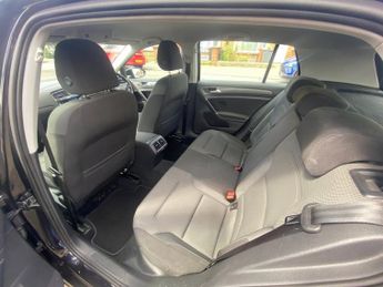 VOLKSWAGEN GOLF 1.6 TDI SE Nav Hatchback 5dr Diesel DSG Euro 6 (s/s) (115 ps)
