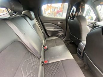 NISSAN JUKE 1.0 DIG-T Tekna SUV 5dr Petrol DCT Auto Euro 6 (s/s) (114 ps)