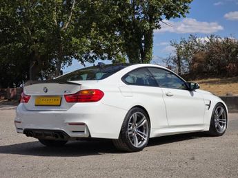 BMW M4 3.0 BiTurbo Coupe 2dr Petrol DCT Euro 6 (s/s) (431 ps)