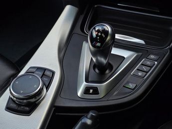BMW M4 3.0 BiTurbo Coupe 2dr Petrol DCT Euro 6 (s/s) (431 ps)