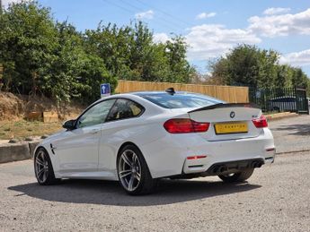 BMW M4 3.0 BiTurbo Coupe 2dr Petrol DCT Euro 6 (s/s) (431 ps)