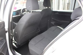 VOLKSWAGEN GOLF 1.5 eTSI MHEV Life Hatchback 5dr Petrol Hybrid DSG Euro 6 (s/s) 