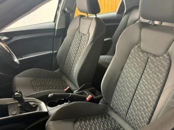 AUDI A1 1.0 TFSI 25 Sport Sportback 5dr Petrol S Tronic Euro 6 (s/s) (95