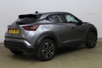 NISSAN JUKE 1.6 N-Connecta SUV 5dr Petrol Hybrid Auto Euro 6 (143 ps)