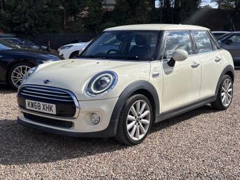 MINI Hatch 1.5 Cooper Classic Hatchback 5dr Petrol Manual Euro 6 (s/s) (136