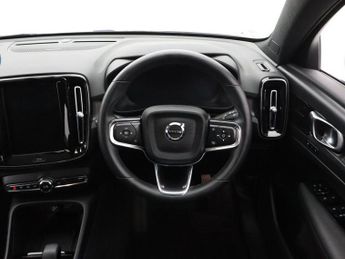 VOLVO C40 Twin Recharge 78kWh Pro SUV 5dr Electric Auto AWD (408 ps)