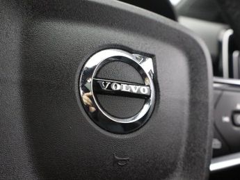 VOLVO C40 Twin Recharge 78kWh Pro SUV 5dr Electric Auto AWD (408 ps)