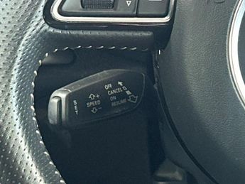 AUDI A3 2.0 TDI S line Hatchback 3dr Diesel S Tronic Euro 5 (s/s) (150 p