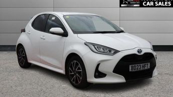 TOYOTA YARIS 1.5 VVT-h Design Hatchback 5dr Petrol Hybrid E-CVT Euro 6 (s/s) 