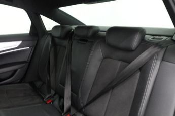 AUDI A6 SALOON 2.0 TDI 40 S line Saloon 4dr Diesel S Tronic Euro 6 (s/s) (204 p