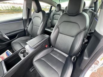 TESLA Model 3 Saloon 4dr Electric Auto RWD (208 ps)