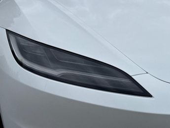 TESLA Model 3 Saloon 4dr Electric Auto RWD (208 ps)