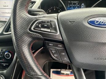FORD KUGA 2.0 TDCi EcoBlue ST-Line Edition SUV 5dr Diesel Powershift AWD E